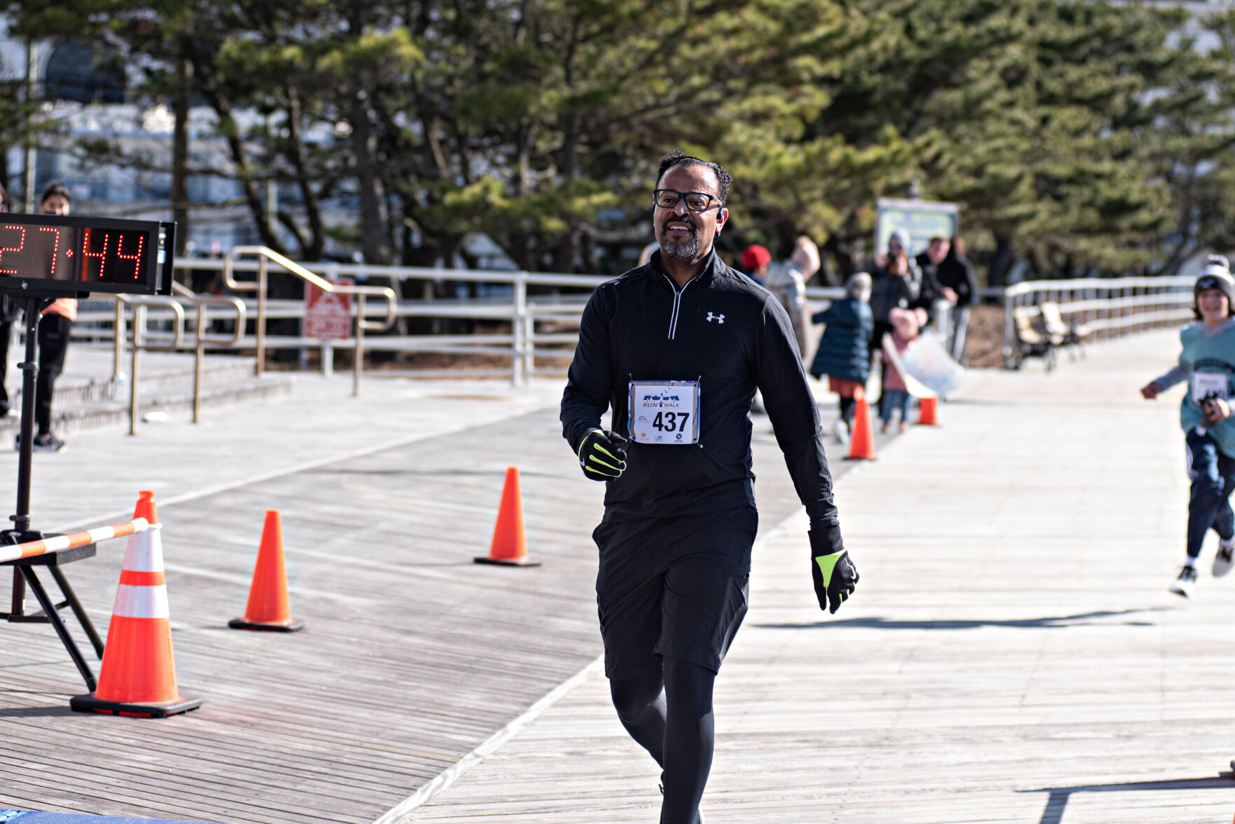 Seashore Gardens 5K is 'helping people help people' | Local News 59 041122-pac-nws-run